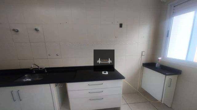 Apartamento à venda com 3 quartos, 137m² - Foto 8