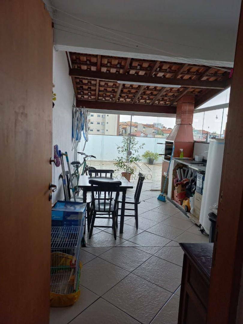 Cobertura à venda com 2 quartos, 100m² - Foto 3