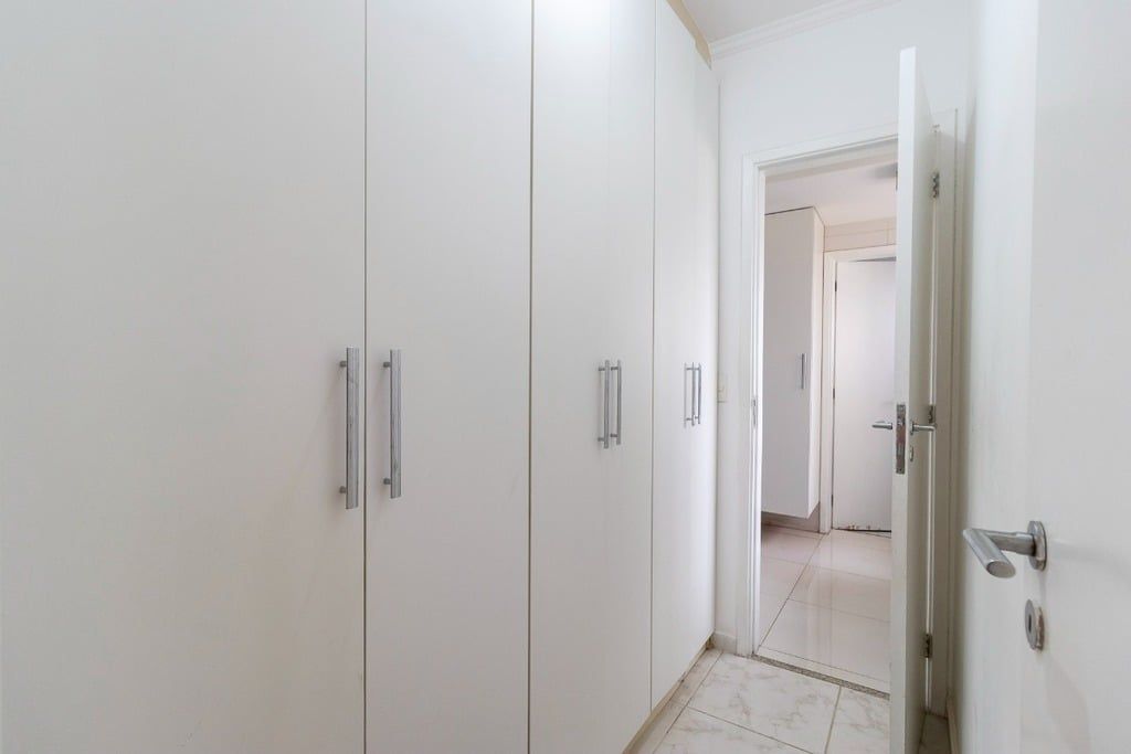 Apartamento à venda com 3 quartos, 94m² - Foto 11