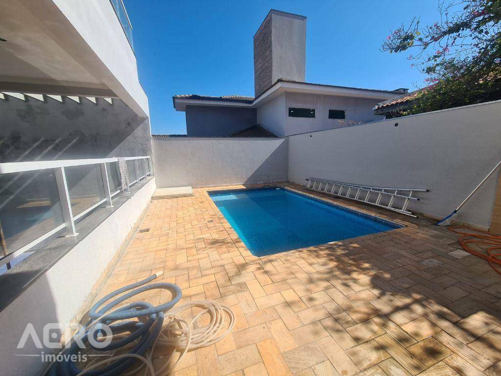 Casa de Condomínio à venda com 3 quartos, 256m² - Foto 29