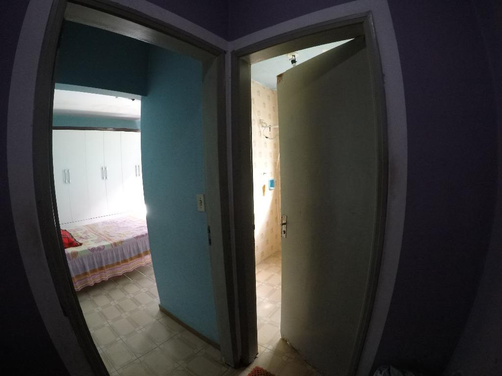 Casa à venda com 2 quartos, 140m² - Foto 10