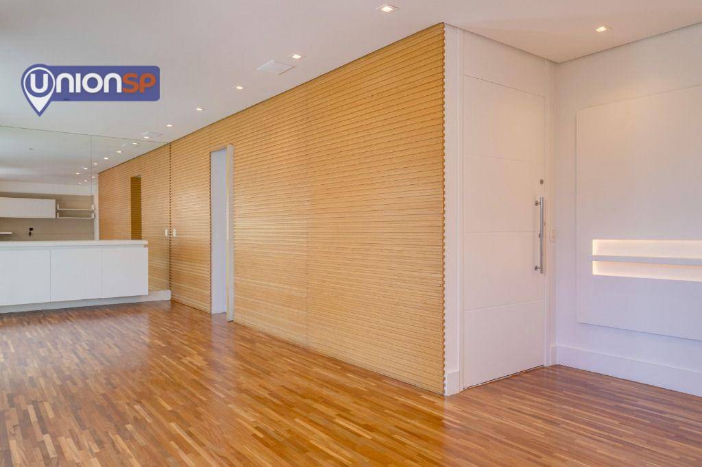 Apartamento à venda com 3 quartos, 147m² - Foto 6