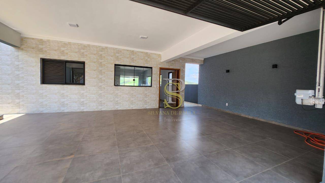 Casa à venda com 3 quartos, 237m² - Foto 34