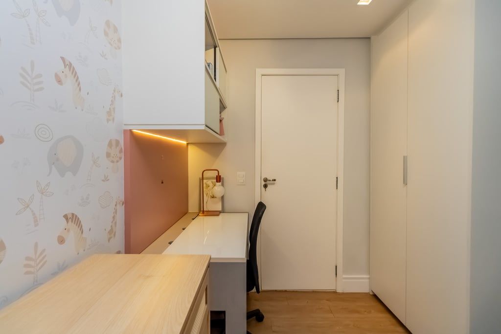 Apartamento à venda com 2 quartos, 81m² - Foto 2