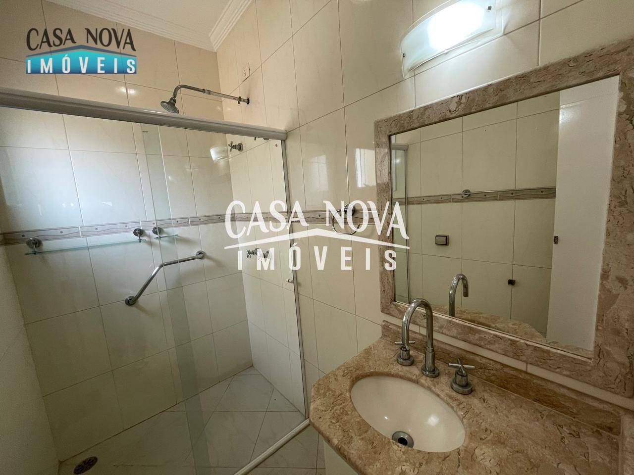 Casa de Condomínio para alugar com 3 quartos, 360m² - Foto 23