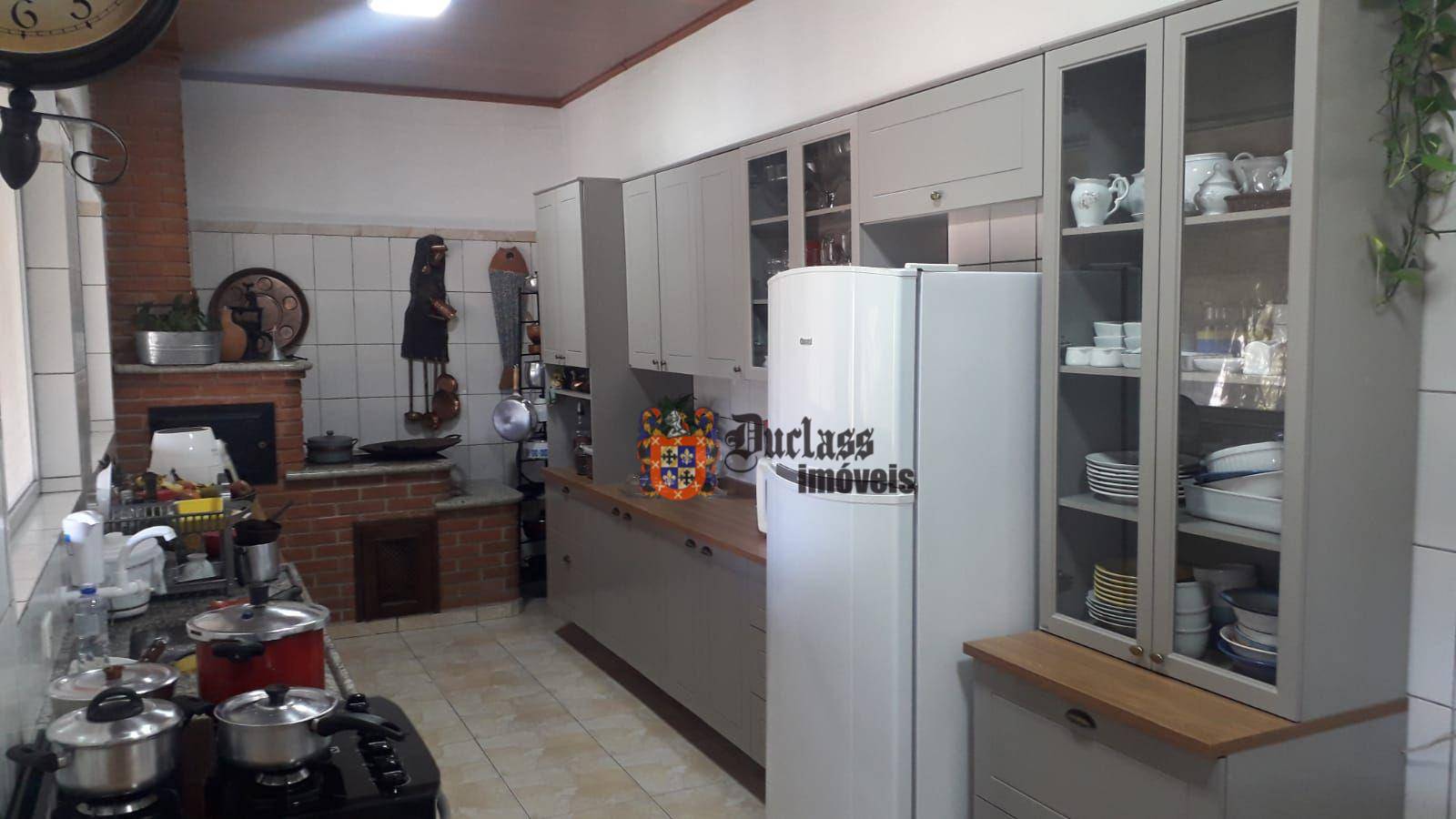 Casa à venda com 3 quartos, 290m² - Foto 21