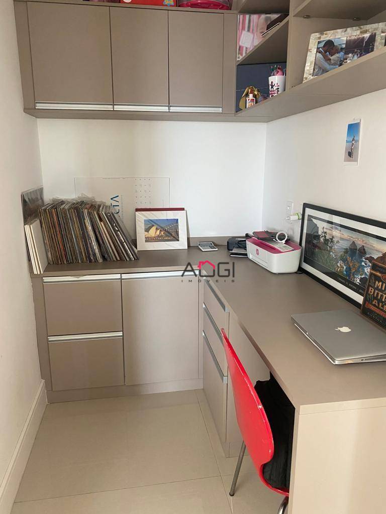 Apartamento à venda com 3 quartos, 149m² - Foto 7