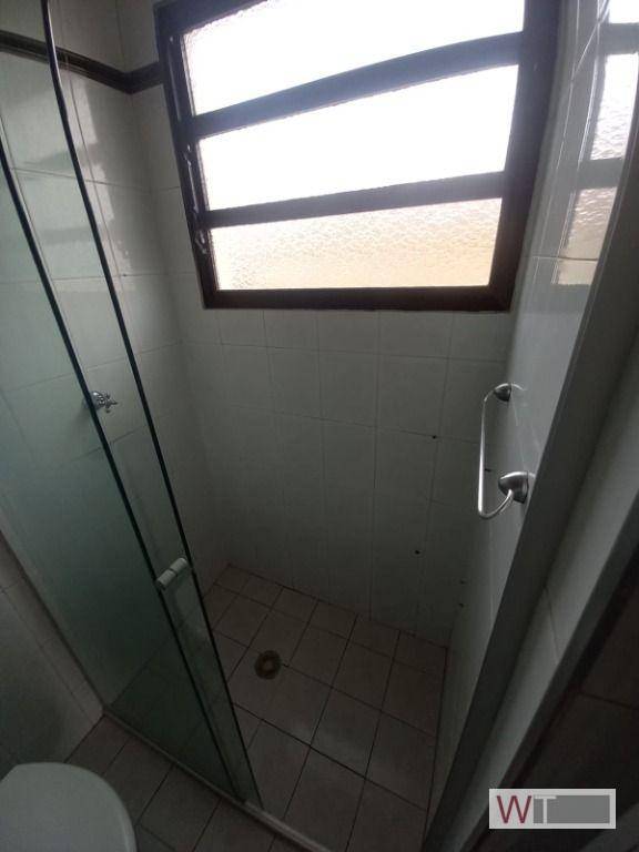Casa para alugar com 2 quartos, 100m² - Foto 25