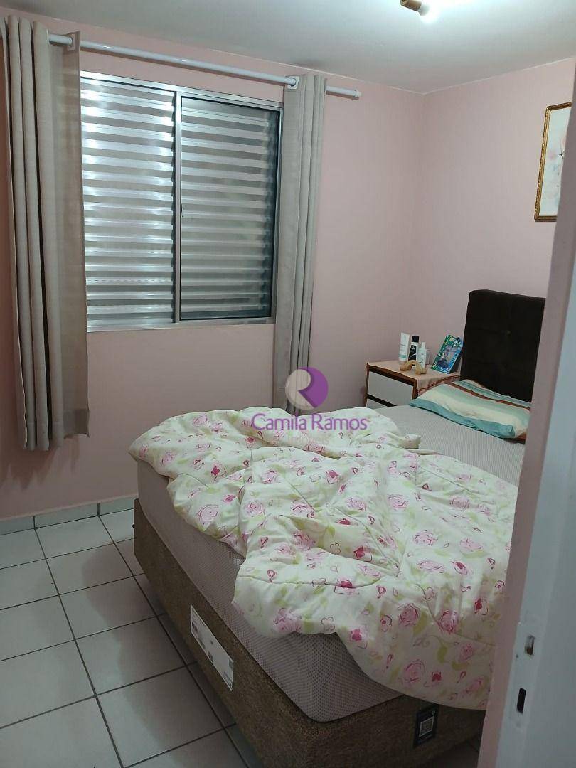 Apartamento à venda com 2 quartos, 45m² - Foto 2