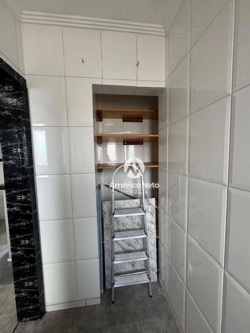 Apartamento à venda e aluguel com 3 quartos, 98m² - Foto 9