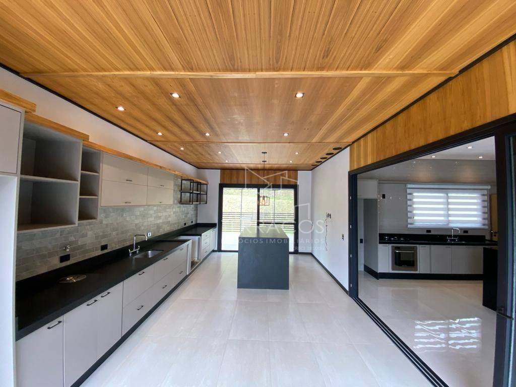 Casa de Condomínio à venda com 3 quartos, 350m² - Foto 16