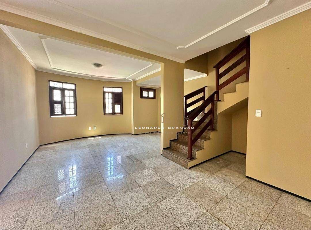 Casa de Condomínio à venda com 4 quartos, 134m² - Foto 4