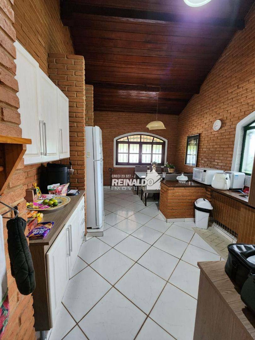 Casa de Condomínio à venda com 4 quartos, 373m² - Foto 18