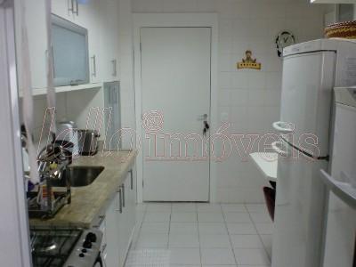 Apartamento para alugar com 2 quartos, 107m² - Foto 8