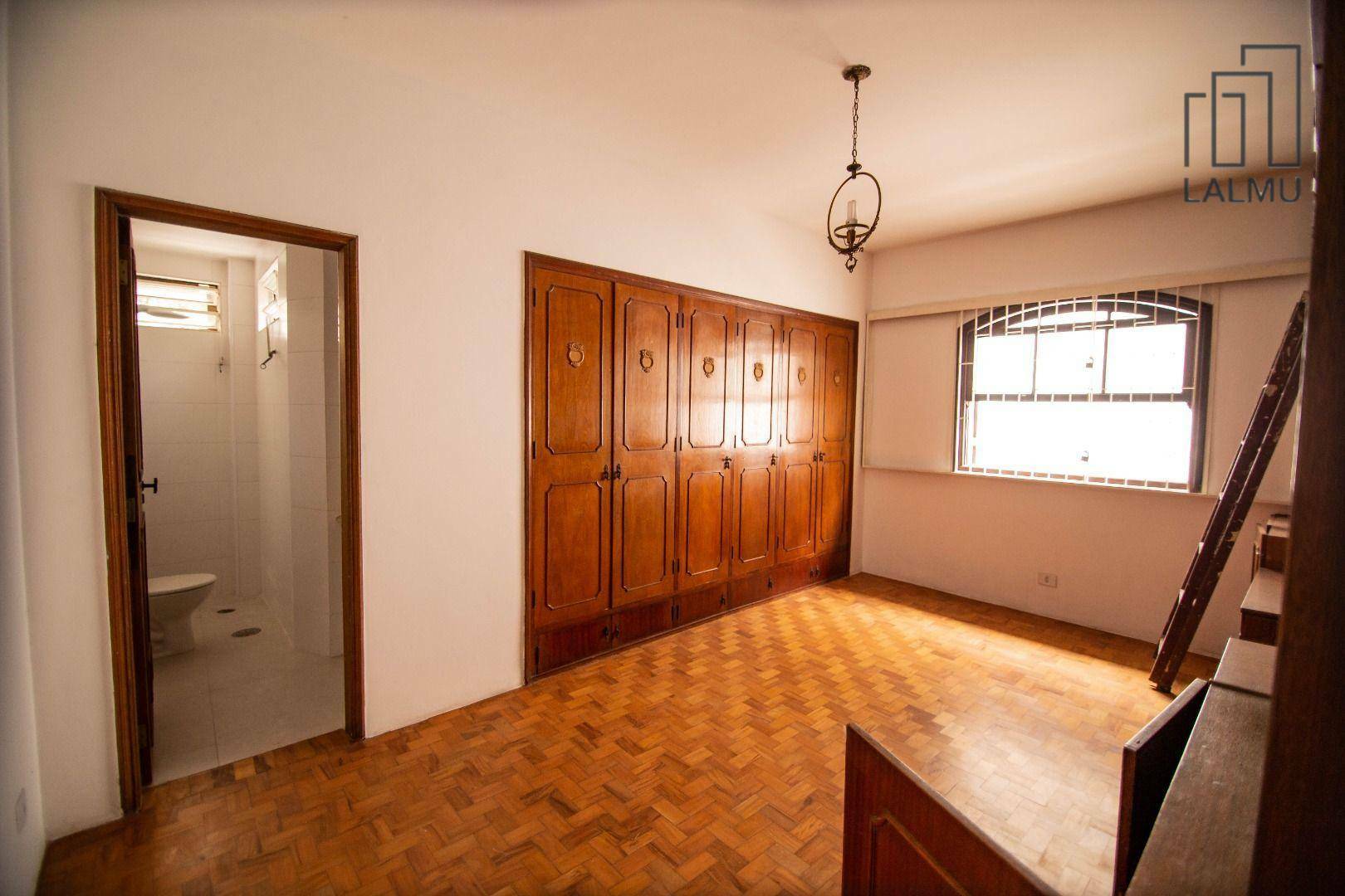 Sobrado para alugar com 3 quartos, 300m² - Foto 17