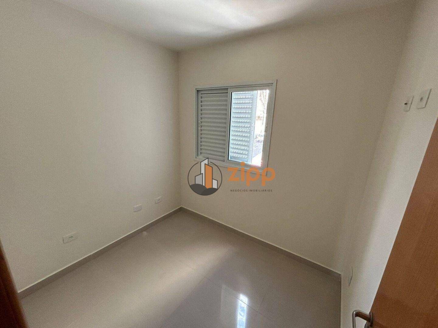 Casa para alugar com 2 quartos, 45m² - Foto 6