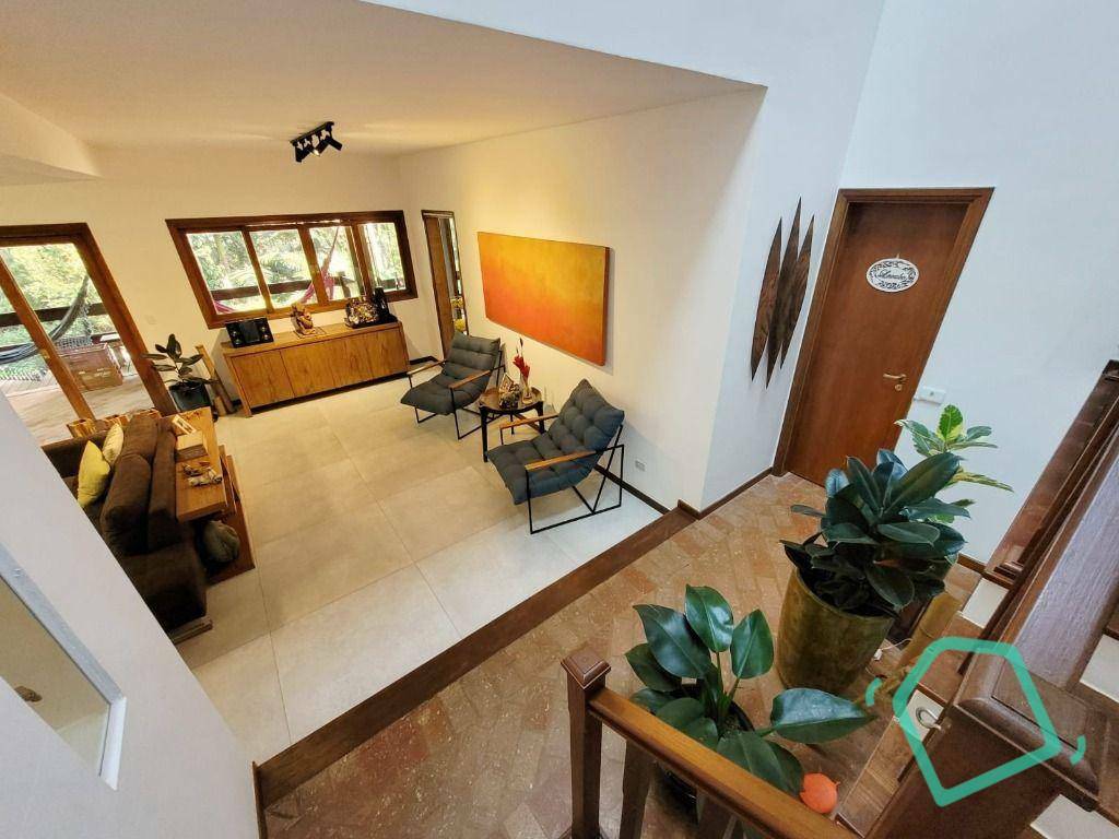 Casa de Condomínio à venda com 3 quartos, 230m² - Foto 5