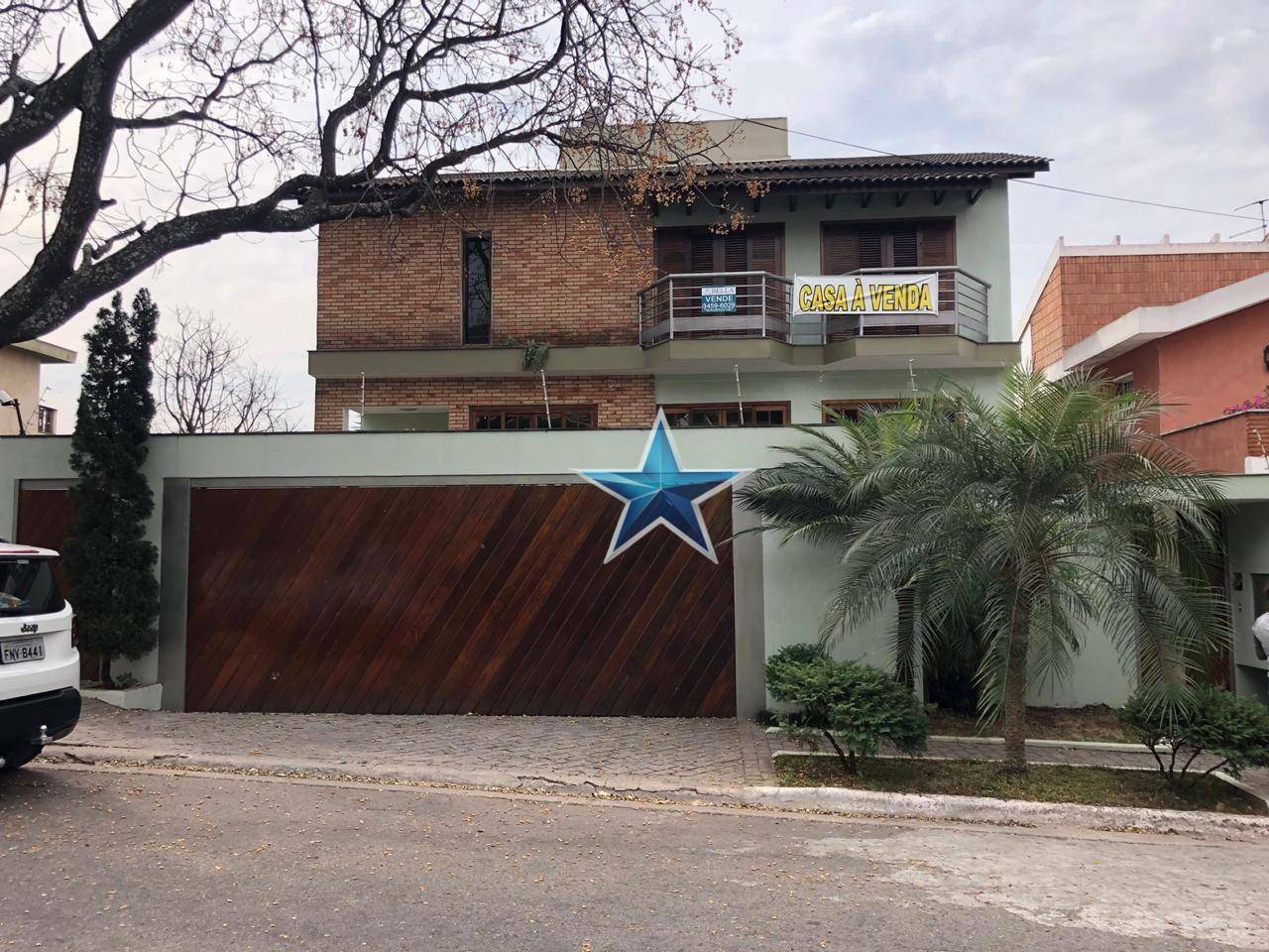 Casa à venda com 4 quartos, 500m² - Foto 1