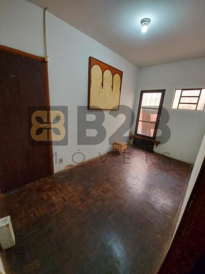 Casa à venda com 5 quartos, 232m² - Foto 20