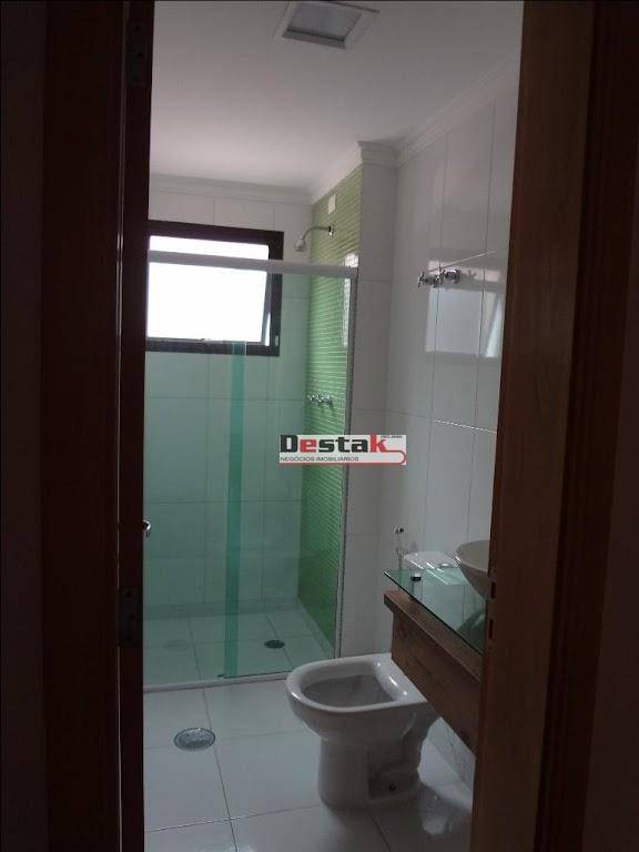 Apartamento à venda com 3 quartos, 211m² - Foto 7