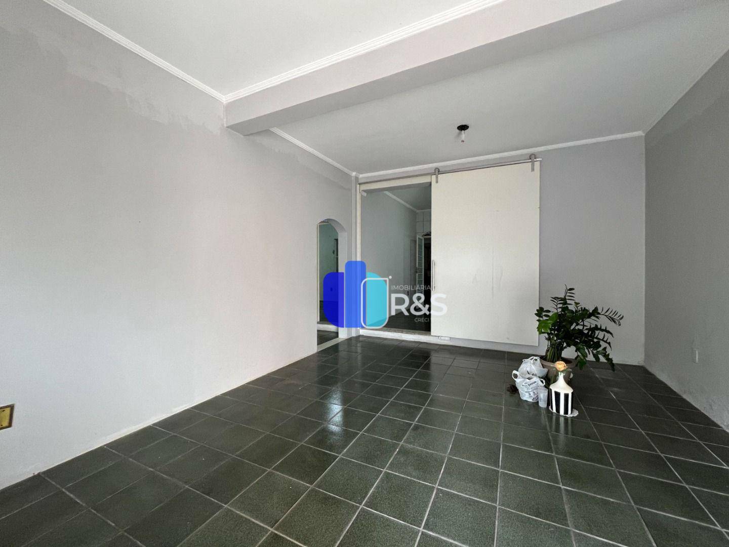 Casa à venda com 3 quartos, 640m² - Foto 5