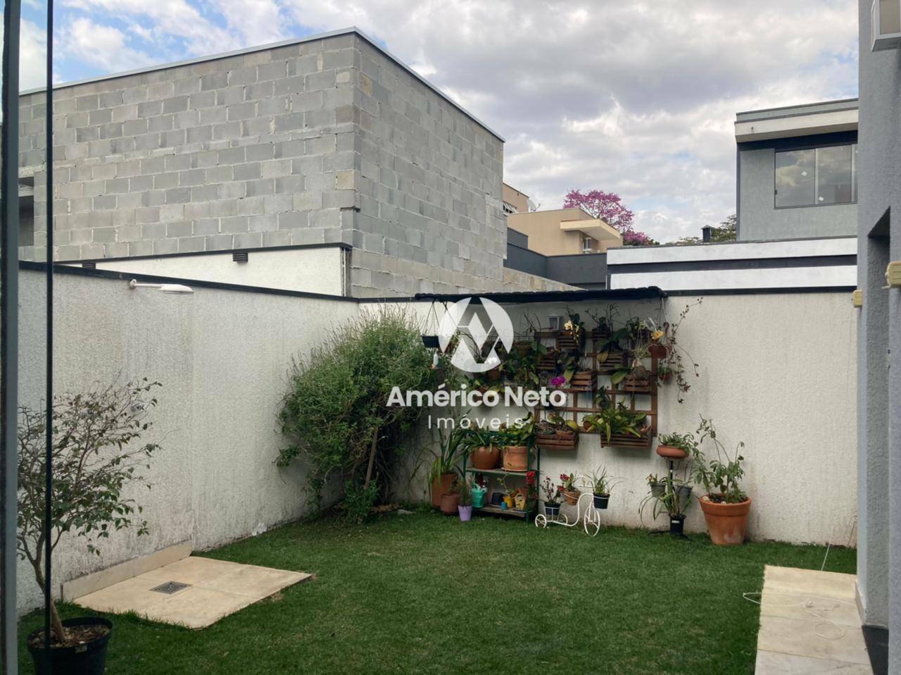 Sobrado à venda e aluguel com 4 quartos, 300m² - Foto 14