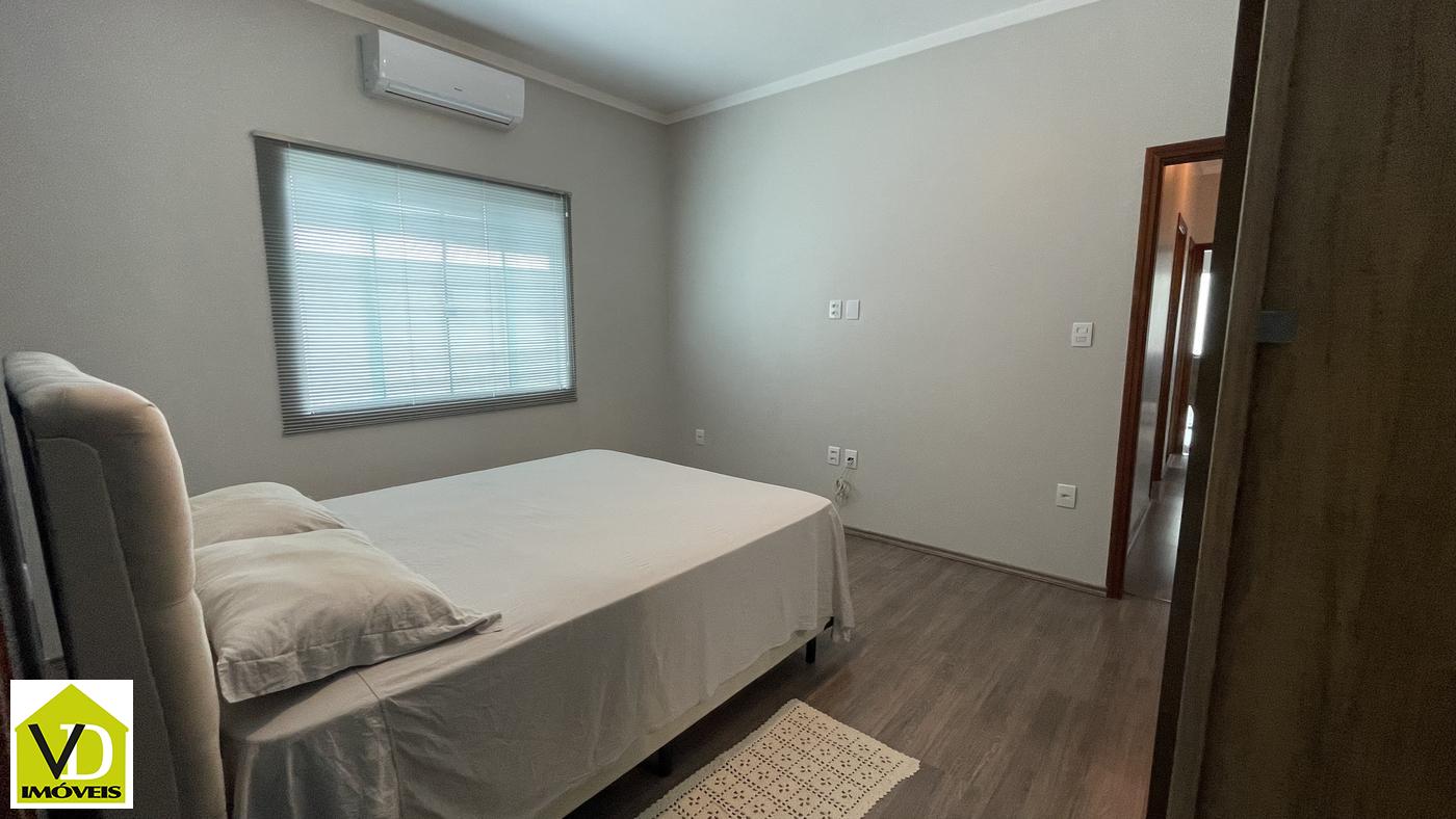 Casa de Condomínio para alugar com 2 quartos, 175m² - Foto 11