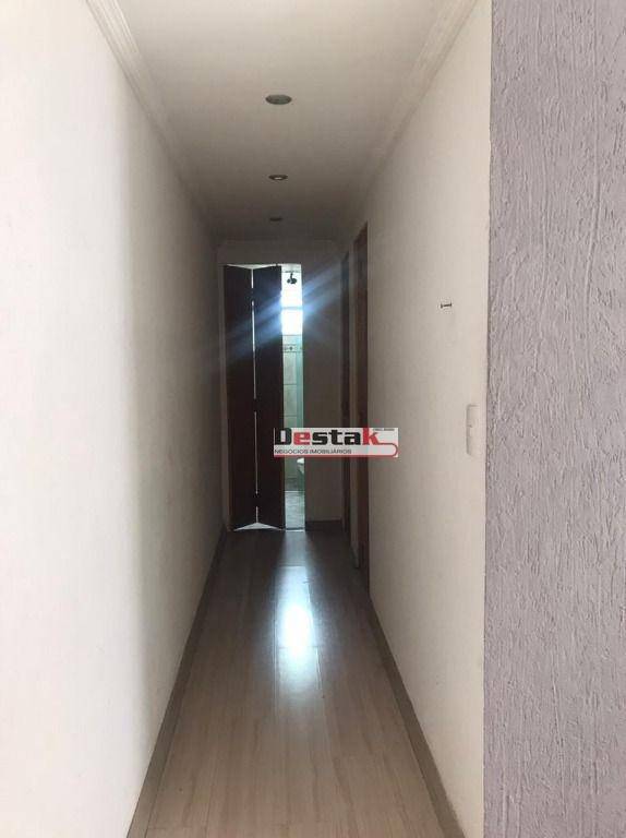 Apartamento à venda com 2 quartos, 58m² - Foto 4