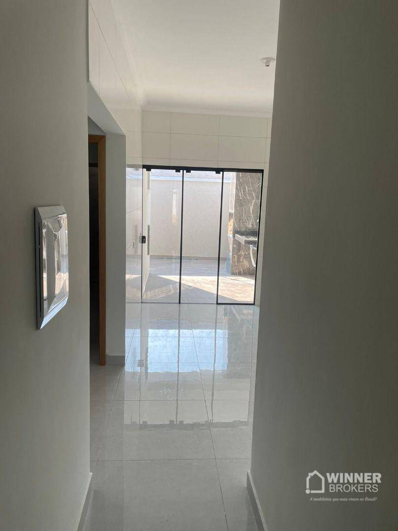 Casa à venda com 3 quartos, 81m² - Foto 13