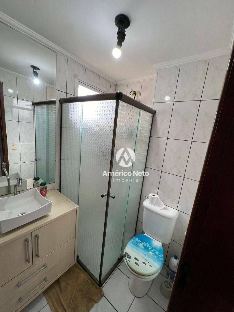 Apartamento à venda com 3 quartos, 65m² - Foto 2