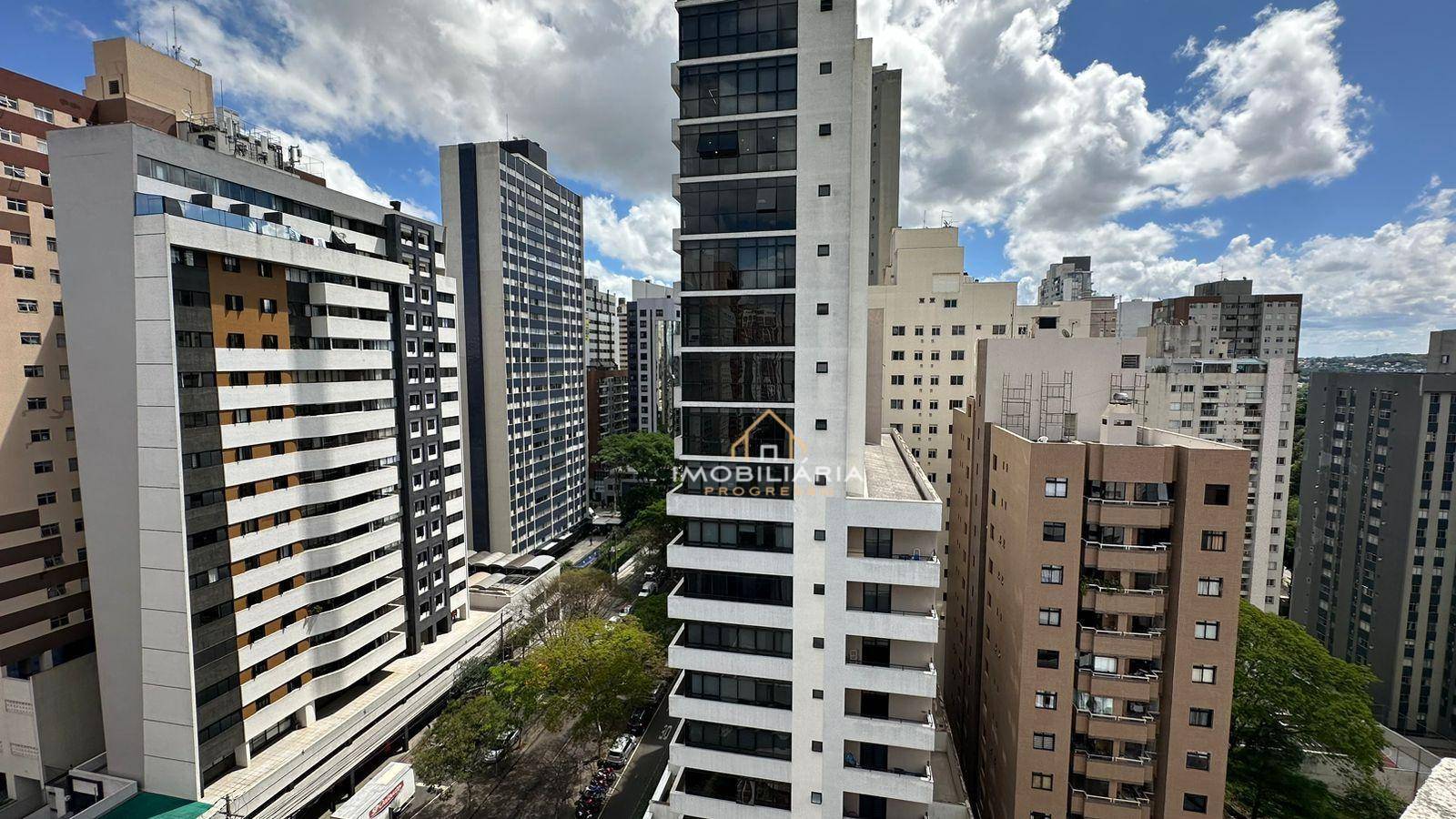 Apartamento para alugar com 3 quartos, 76m² - Foto 9