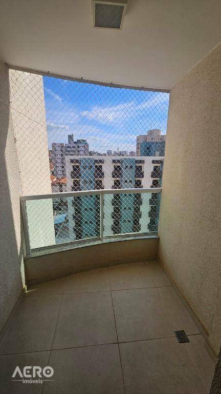 Apartamento para alugar com 2 quartos, 77m² - Foto 28