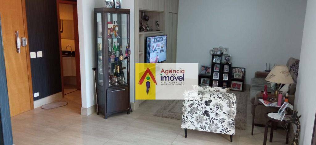 Apartamento à venda com 3 quartos, 170m² - Foto 3