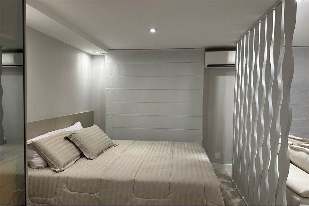 Apartamento à venda com 1 quarto, 50m² - Foto 9