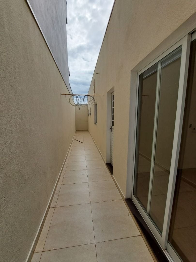 Casa para alugar com 3 quartos, 190m² - Foto 19