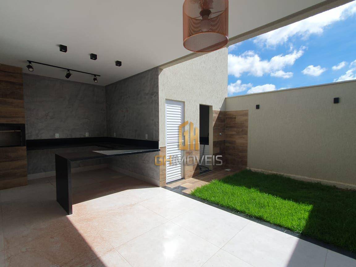 Casa à venda com 3 quartos, 147m² - Foto 2