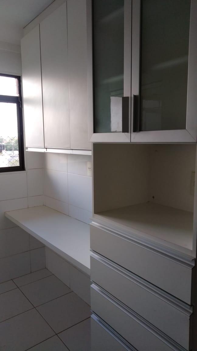 Apartamento à venda com 2 quartos, 60m² - Foto 4