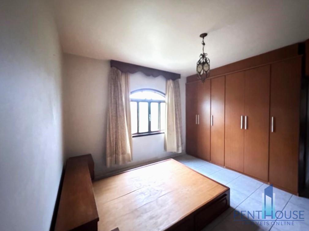 Casa à venda com 3 quartos, 1130m² - Foto 20