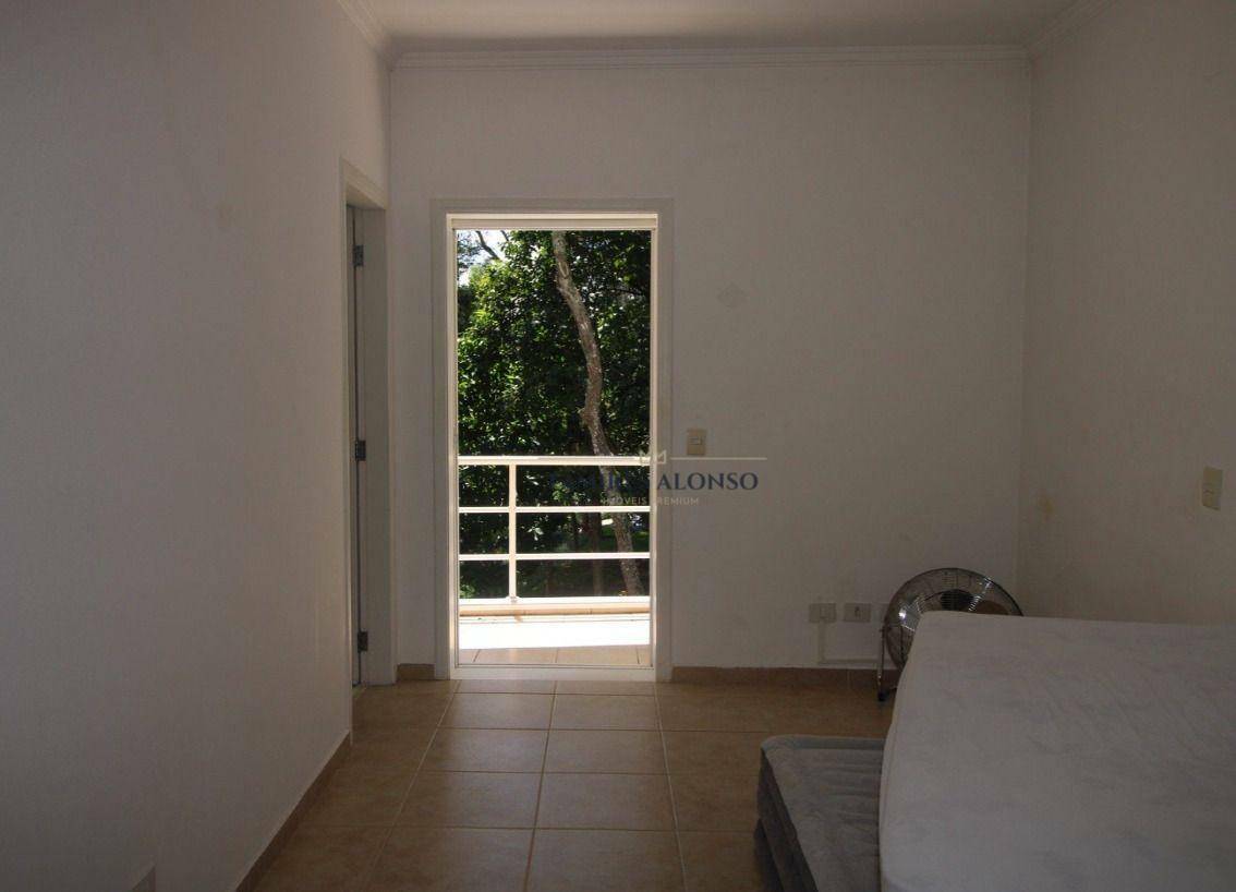 Casa à venda com 4 quartos, 300m² - Foto 9