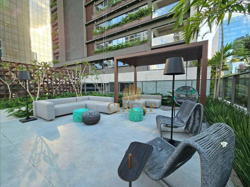 Apartamento à venda com 3 quartos, 227m² - Foto 14