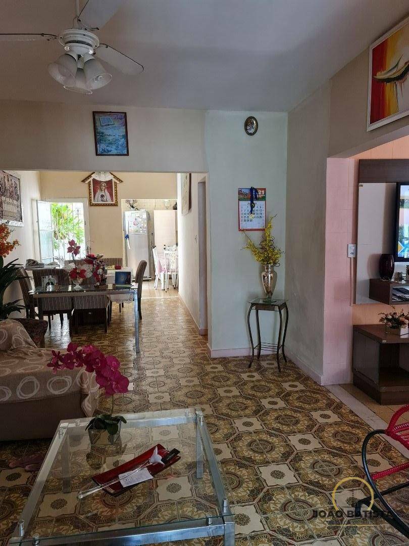 Casa à venda com 3 quartos, 250m² - Foto 4