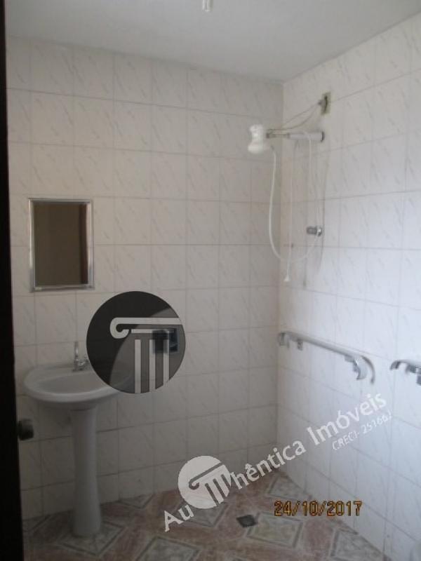 Casa para alugar com 7 quartos, 300m² - Foto 15