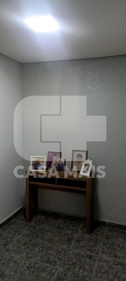 Casa à venda com 3 quartos, 203m² - Foto 10