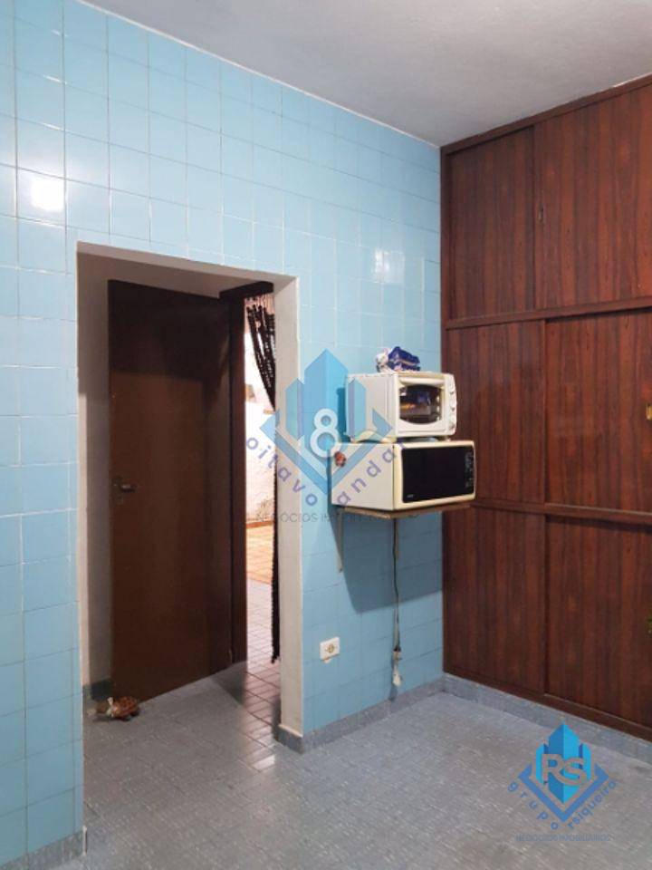 Casa à venda com 2 quartos, 200m² - Foto 9