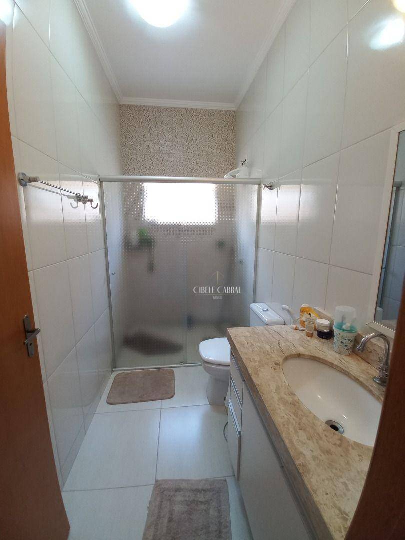 Casa de Condomínio à venda com 3 quartos, 246m² - Foto 27