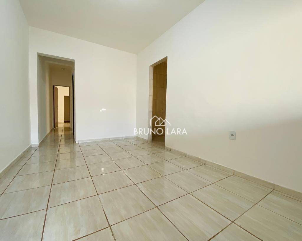 Casa à venda com 2 quartos, 60m² - Foto 8