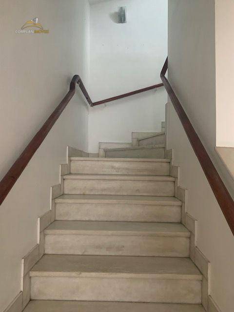 Casa à venda com 3 quartos, 600m² - Foto 12