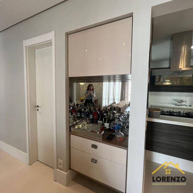 Apartamento à venda com 3 quartos, 106m² - Foto 8