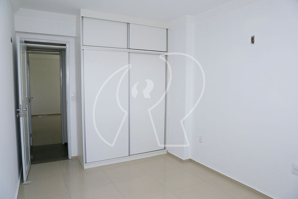 Apartamento à venda com 4 quartos, 176m² - Foto 9