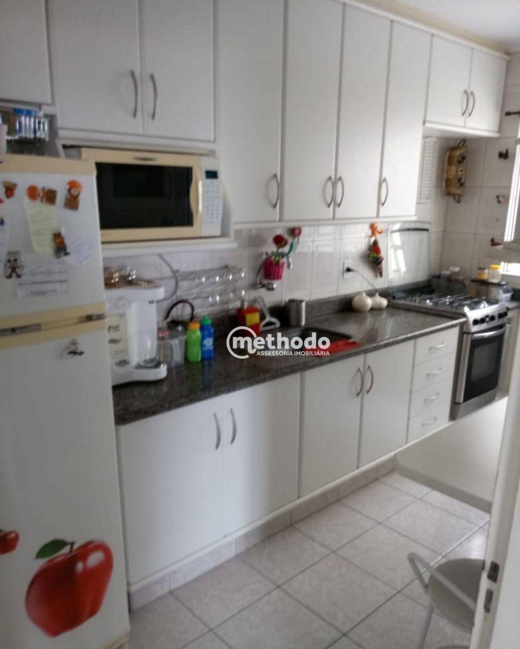 Apartamento à venda com 3 quartos, 80m² - Foto 2